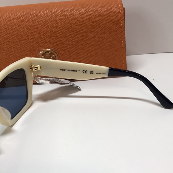 New Authentic Tory Burch TY7169U Sunglasses – Navy/Ivory Vintage Stripes main image 7